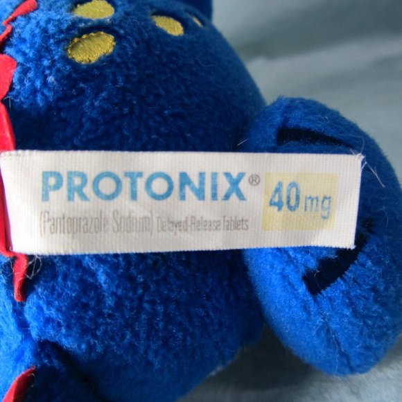 plush protonix monster stuffed animal (W2018) - Picture 5 of 8